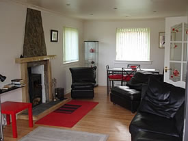 Strachur Self Catering | Luxury detached Cottage, Loch Fyne views, Stove, Jacuzzi, Conservatory, Pub and Village near, Sleeps 4