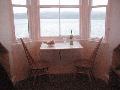 Self Catering Kyles of Bute | Kames, Shoreside Apartment, Stunning Location and Views, Sleeps up to 4