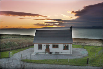See Aurora Borealis Scotland | From this Luxury Remote Detached Cottage