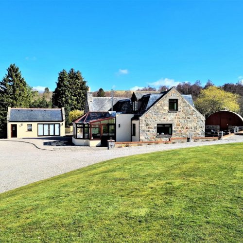 Aberdeenshire Luxury Farmhouse Cottage