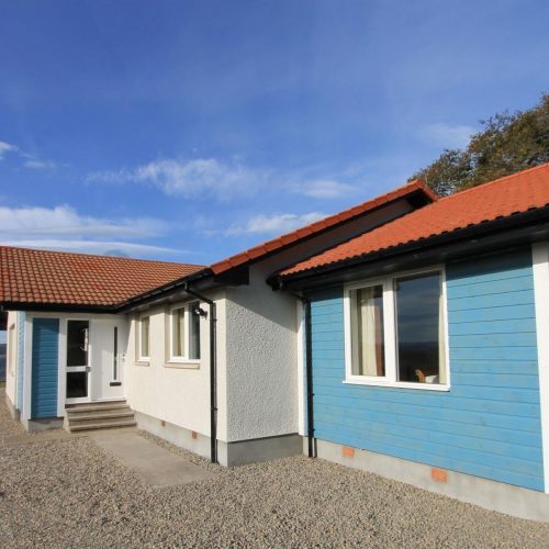 Moray Firth Waterside Lodge with Hot Tub